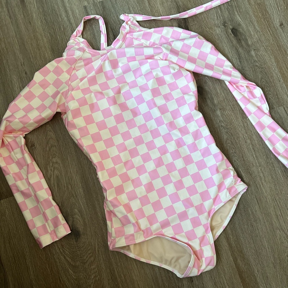 Albion Pink Check Rash Guard - Picture 3 of 3